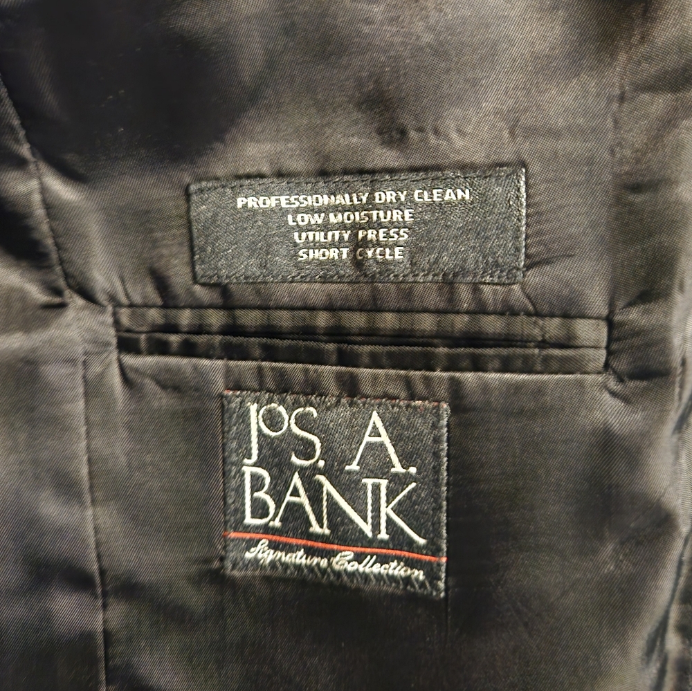 Jos A Bank 39R Suit Jacket - Picture 4 of 5